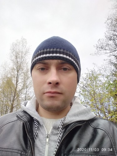 Andrey, 36, Polessk