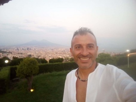 Max, 50, Naples