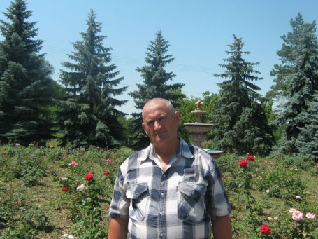 Vasiliy, 63, Chisinau
