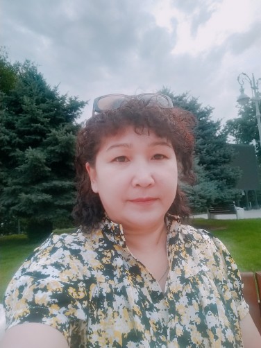 Karlyigash, 48, Almaty