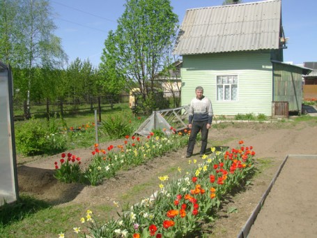 Sergey, 71, Dobryanka