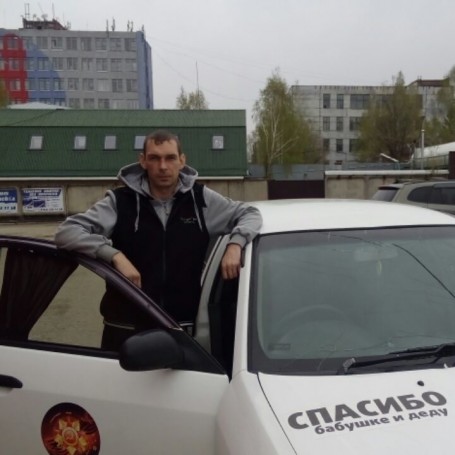 Sergey, 39, Divnogorsk