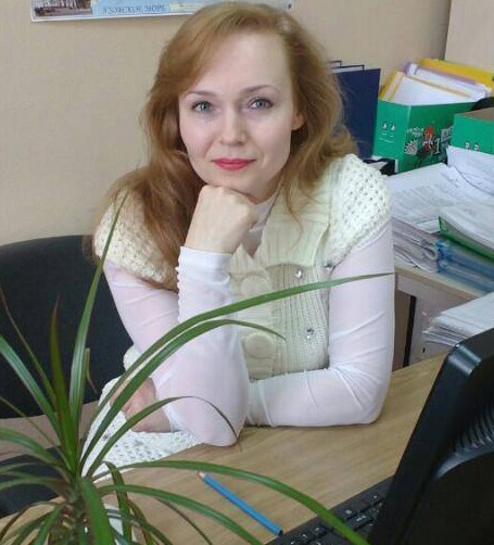 Larisa, 46, Makiyivka