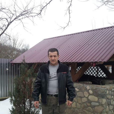 Zhenya, 58, Khust