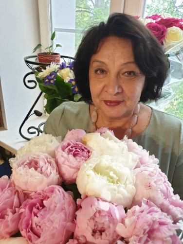 Irina, 59, Moscow