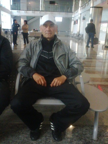 Vladimir, 57, Kirovo-Chepetsk