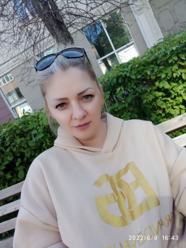 Yuliya, 41, Krasnoyarsk