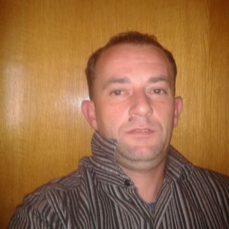 Ivica, 47, Zagreb