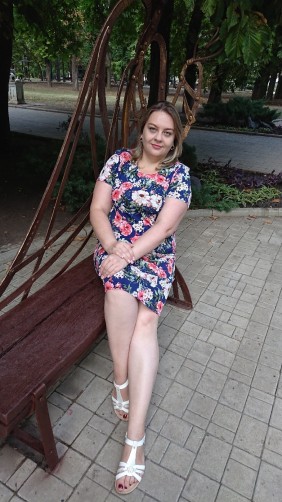 Viktoriya, 39, Donetsk