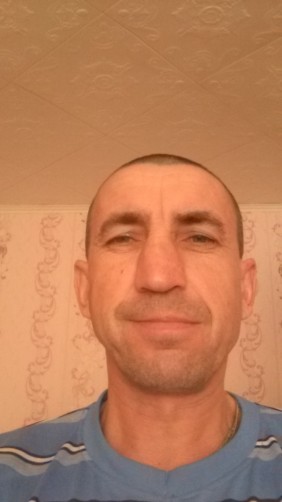 Andrey, 44, Novosheshminsk