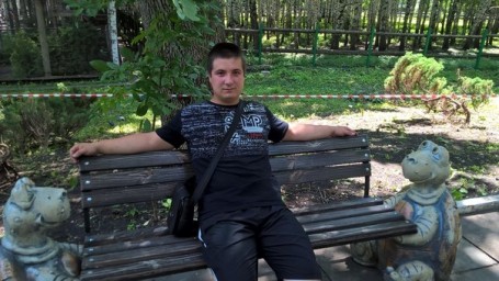 Aleksey, 32, Kamenka