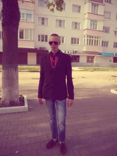 Maksim, 25, Novomoskovsk
