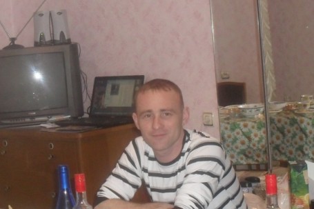 Sergey, 41, Kharovsk