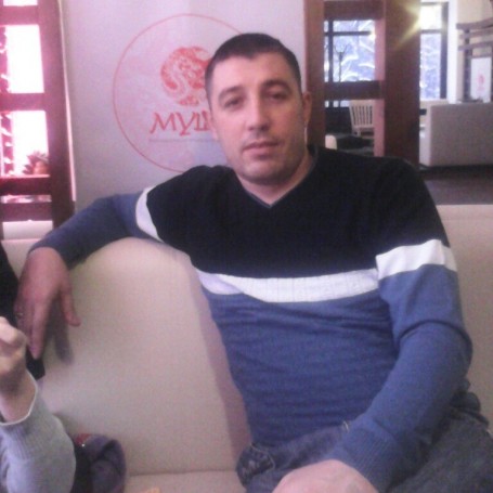 Aleksandr, 44, Dimitrovgrad
