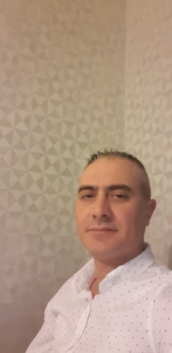 Kurtuluş, 39, Moscow