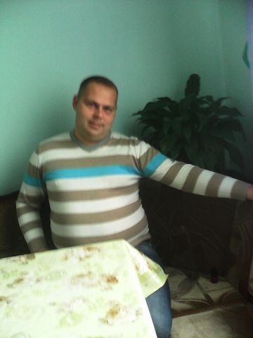Yuriy, 36, Drahichyn
