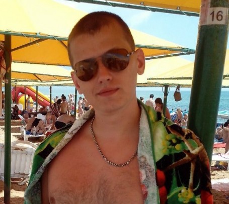 Anatoliy, 21, Donetsk