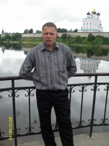Viktor, 43, Pskov