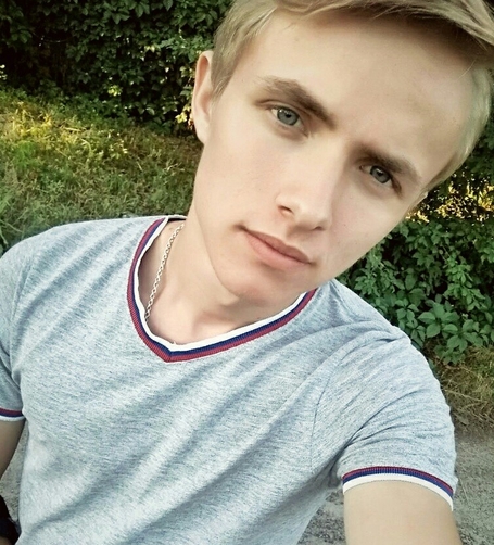 Дима, 21, Kursk