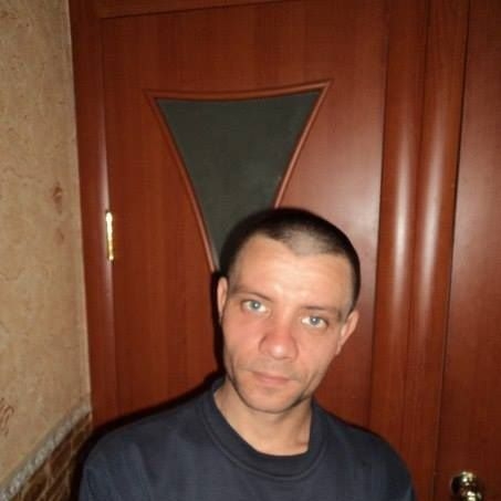 Valeriy, 46, Teple