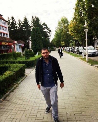 Hasan, 30, Bucharest
