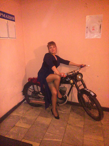 Yuliya, 42, Yekaterinburg