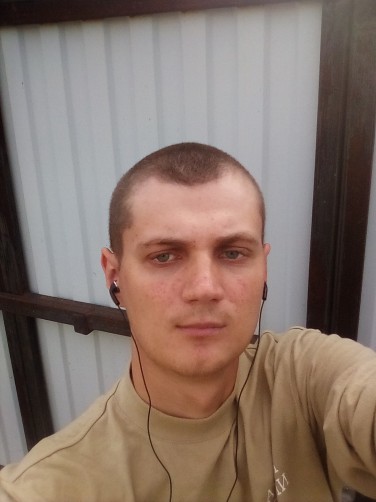 Vitaliy, 29, Ol&#039;khovatka