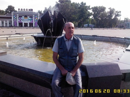 Andrey, 62, Belogorsk